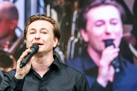 Безруков на фестивале "Парус" запускает конкурс музыки на стихи Лермонтова